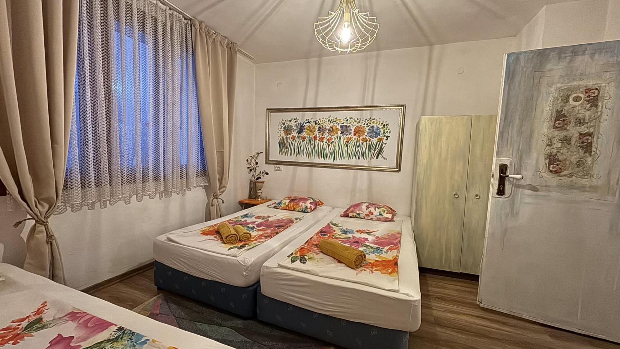 Guest House Hei Taka Созополь Экстерьер фото