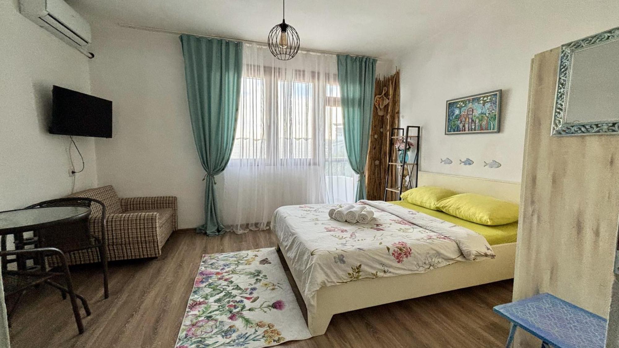 Guest House Hei Taka Созополь Экстерьер фото